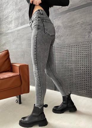 Идеальные базовые джинсы, р.26,28,29,30, стрейч-коттон, графит4 фото