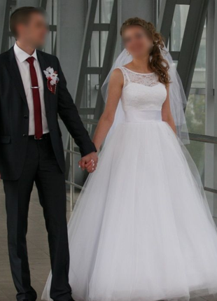 Свадебное платье 42 - 46 размер1 фото