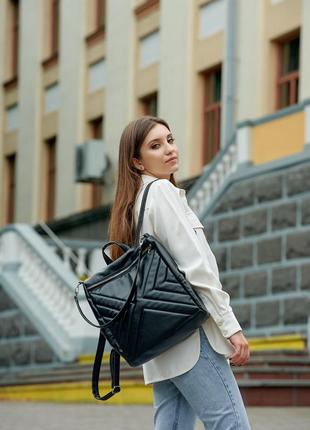 Бежевый городской модный черный глянцевый стильный рюкзак для университета экокожа4 фото