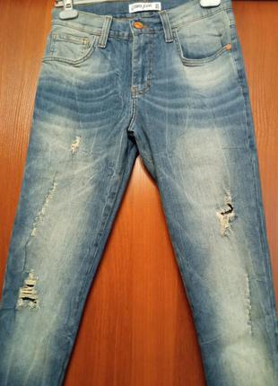 Летние, светлые джинсы  фирмы gloria jean's2 фото