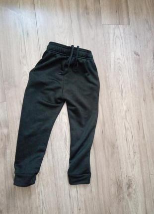 Спортивні штани на хлопчика