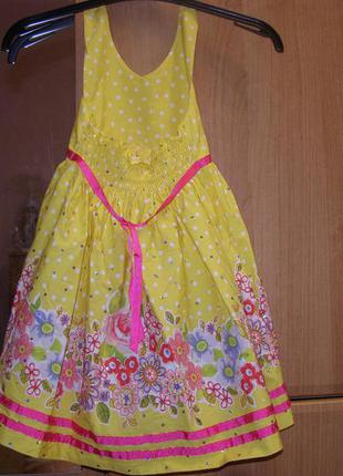 Нарядное желтое платье с цветами, на 3 года4 фото