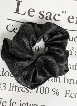 Тренд 2021 атласная резинка для волос\скранч черная