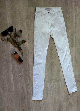 Белые брюки женские стрейч атлас2 фото