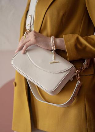 Женская кожаная сумка белая
