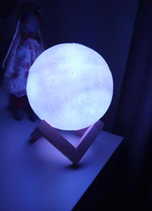 Лампа ночник на дерев'яной подставке3 фото