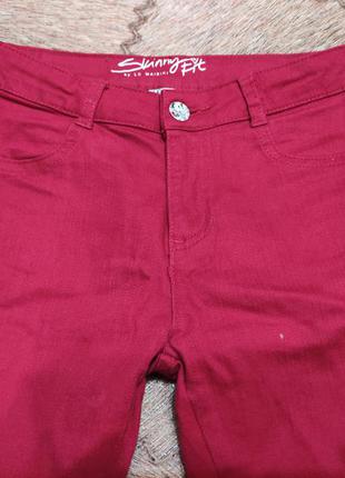 Вишнёвые джинсы тонкий стрейч-котон lc waikiki р 140-1462 фото