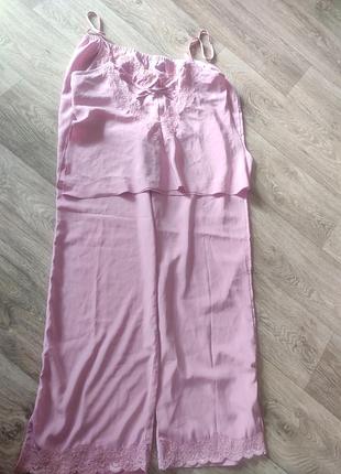 Красивый комплект