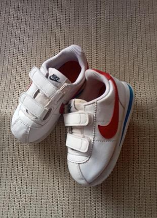 Кроссовки на мальчика