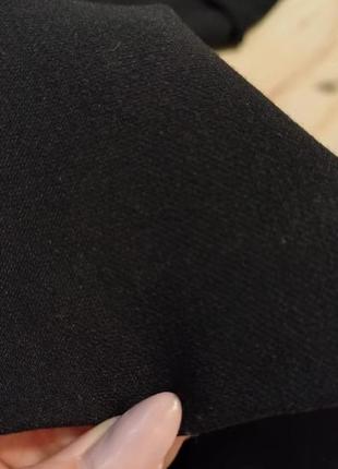 Стильне чорне плаття 4