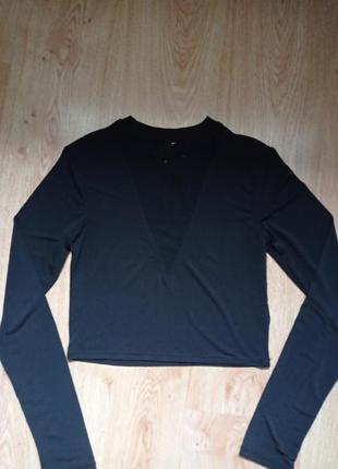 Тоненька вкорочена кофточка