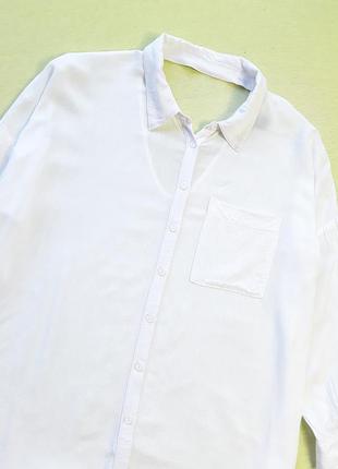Стильна блузка з вирізом ззаду під комірцем3 фото