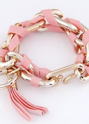 Браслет с металлической цепью и переплетением розового шнура
