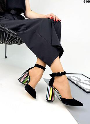 Туфли n-style
на устойчивом обтяжном цветном каблуке, чёрные, натуральная замша8 фото