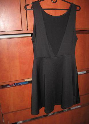 Платье коктейльное открытая спина черное