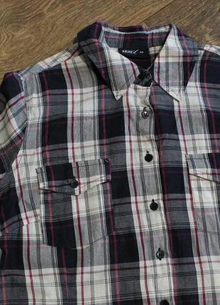 Женская рубашка в клеточку