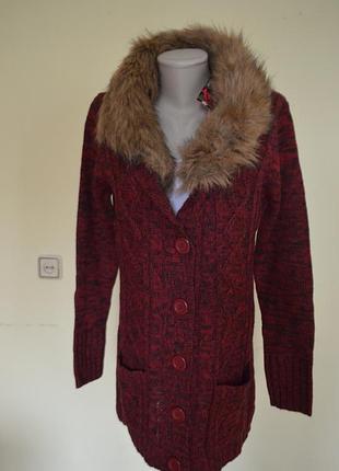 Красивый качественный кардиган съемный меховый воротник