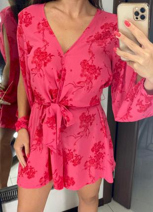 👗классный розовый комбинезон с шортами/розовый комбез в цветах с декольте длинный рукав👗
