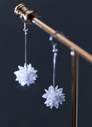 Серьги серебряные из горного хрусталя снежинки, длинные сережки с петлей, серебро 925 пробы3 фото