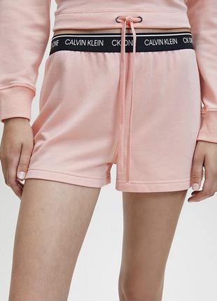 Класні спортивні шорти calvin klein! 100% оригінал!s-m