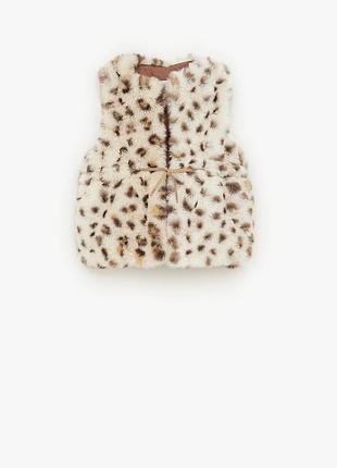 Жилетка из искусственного меха zara