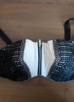 Бюстгальтер