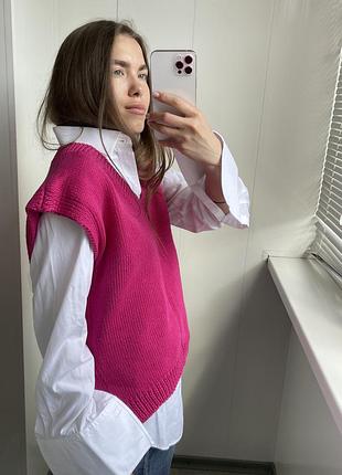 Жилет вязаный