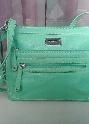 Стильна фірмова сумка м'ятного кольору nine west.