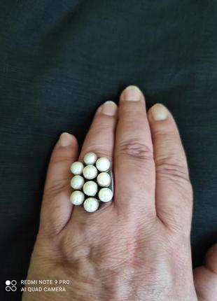 Необычное серебряное кольцо с натуральным жемчугом4 фото