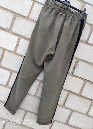 Стильные штанишки с полосками по бокам раз.l5 фото
