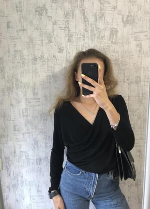 Стильна чорна кофта з імітацією запаху від lc waikiki