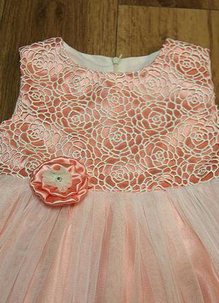 Нарядное платье для девочки, розовый атлас, плетёное кружево. viani (модные детки)3 фото