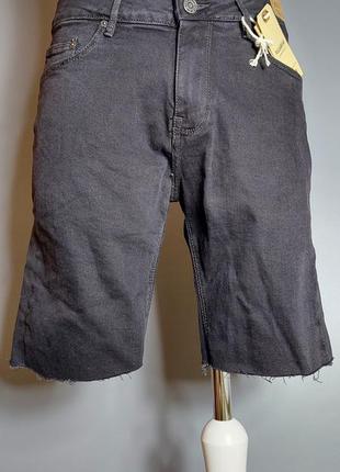 Шорты черные джинсовые с необработанным краем скинни skinny pull&bear3 фото