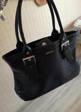 Сумка чёрная в руку и на плечо