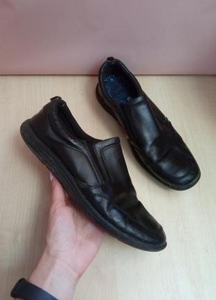Чоловічі шкіряні туфлі на резинки мокасини next