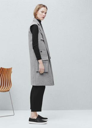 Шерстяное пальто без рукавов mango