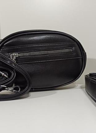 Сумкк чорна міні на пояс