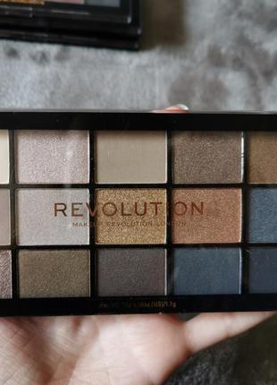 Makeup revolution reloaded smomy neutrals палетка тіней