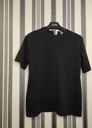 Жіноча футболка