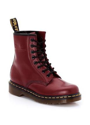 Ботинки dr. martens cherry red smoot