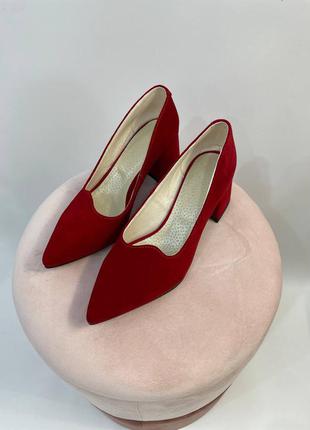 Ексклюзивні туфлі човники італійська замша червоні9 фото