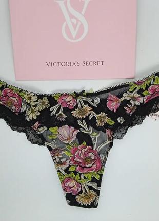 Шикарные трусики-стринги с цветочной вышивкой victoria's secret оригинал