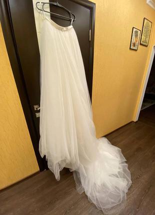 Свадебное платья юбка со шлейфом10 фото