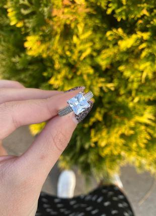 Кольцо женское с квадратным камнем серебро 925 фианиты4 фото