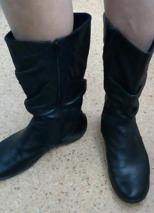 Кожаные сапоги clarks.3 фото