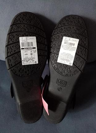 Туфлі шкільні marks&spencer 6uk 5