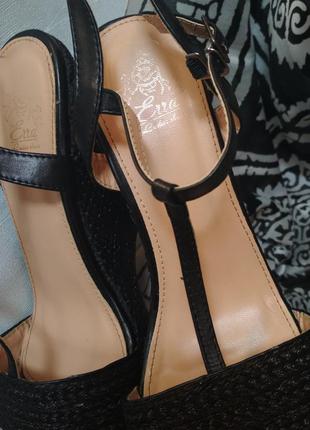 Erra ladies shoes. новые плетеные косичкой босоножки на платформе черные3 фото