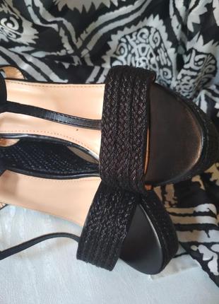 Erra ladies shoes. новые плетеные косичкой босоножки на платформе черные8 фото