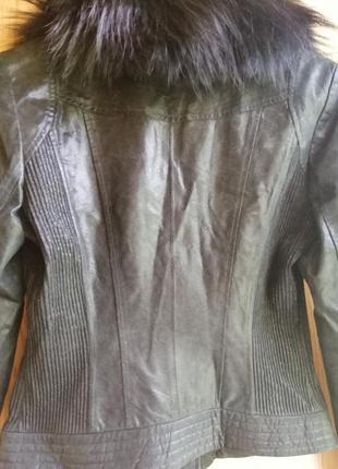 Натуральна шкіряна куртка з натуральним хутром чорнобурки9 фото