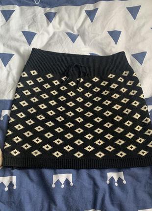 Тёплая юбка в наличии , размер хс-с